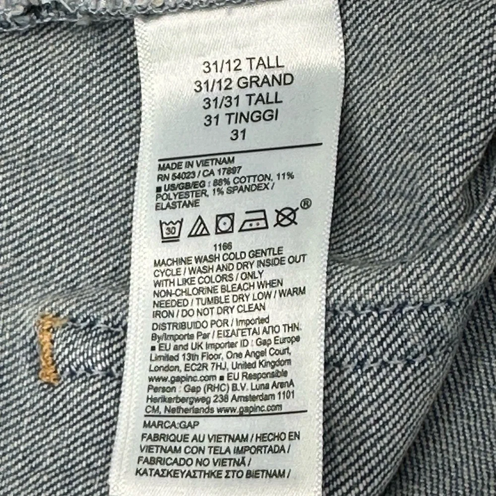 GAP 90s Straight High Rise Jeans Women 31/12 Tall Light Wash Vintage Style